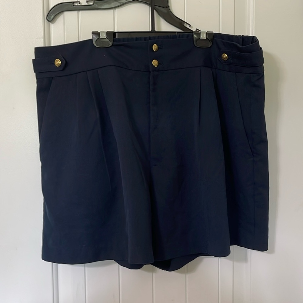 Banana Republic Navy Blue Trouser Shorts. Size 18.